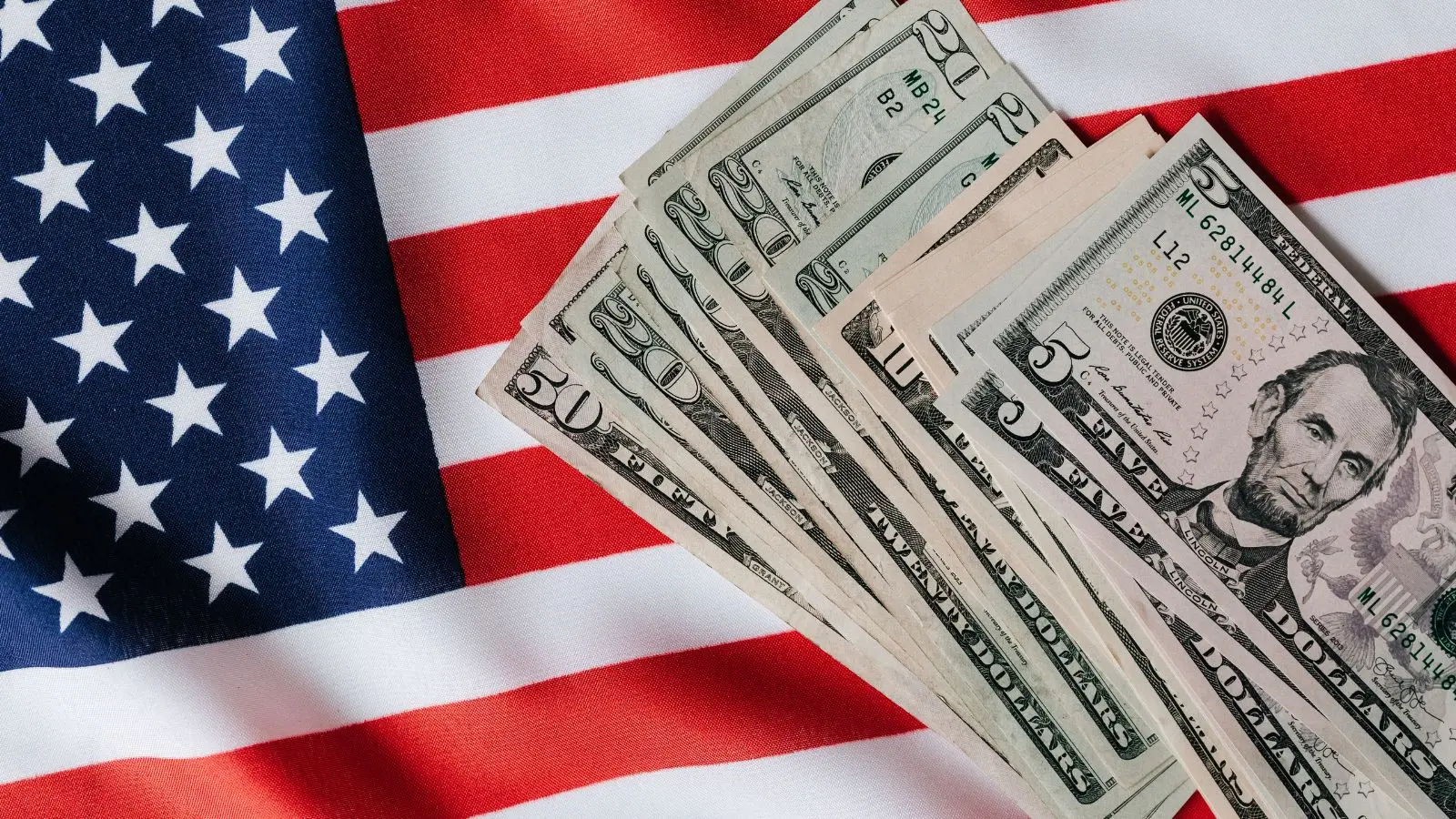 El dólar cae en 2026 y los mercados reaccionan